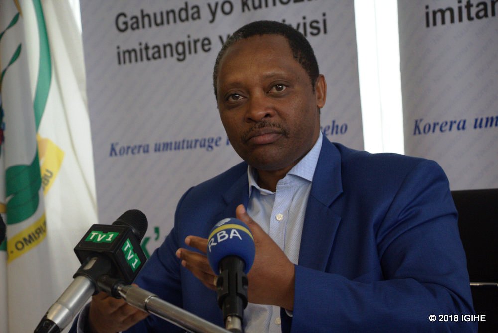 Prof Shyaka said that the resumption of travel between provinces does not mean that everyone should go even those who don’t have important things to do. 