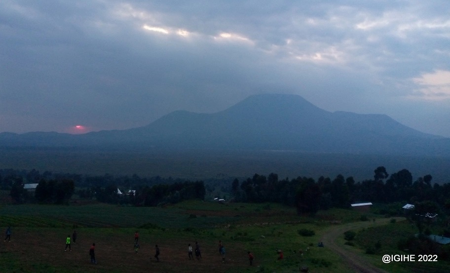 The plain in which the Rwandans were arrested is situated at the foothills of Nyiragongo Volcano. 