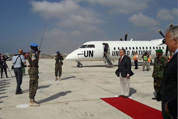 UN Secretary-General António Guterres is received in Mogadishu on march 7, 2017.