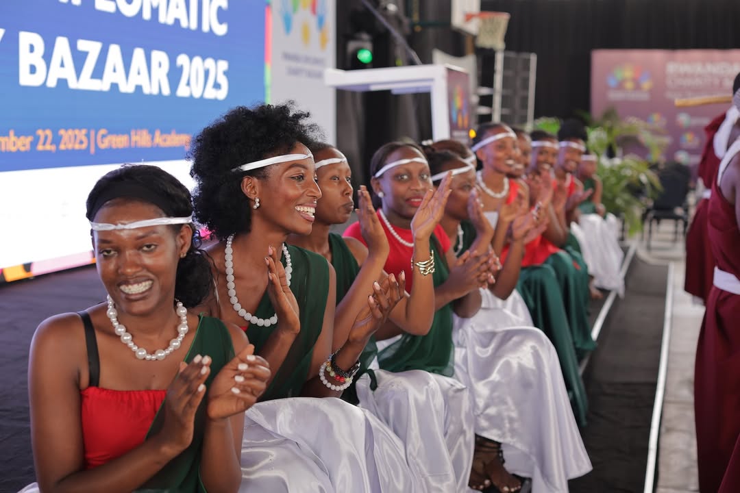 The dance groups kept guests engaged and entertained.