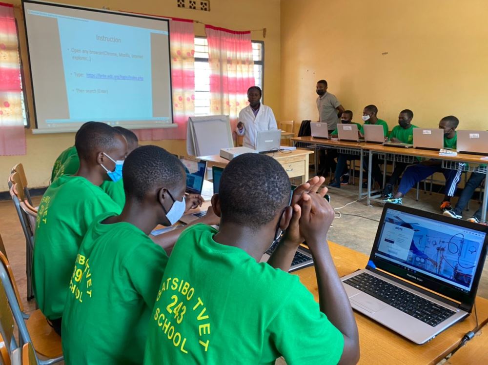 Students following e-learning sessions. 