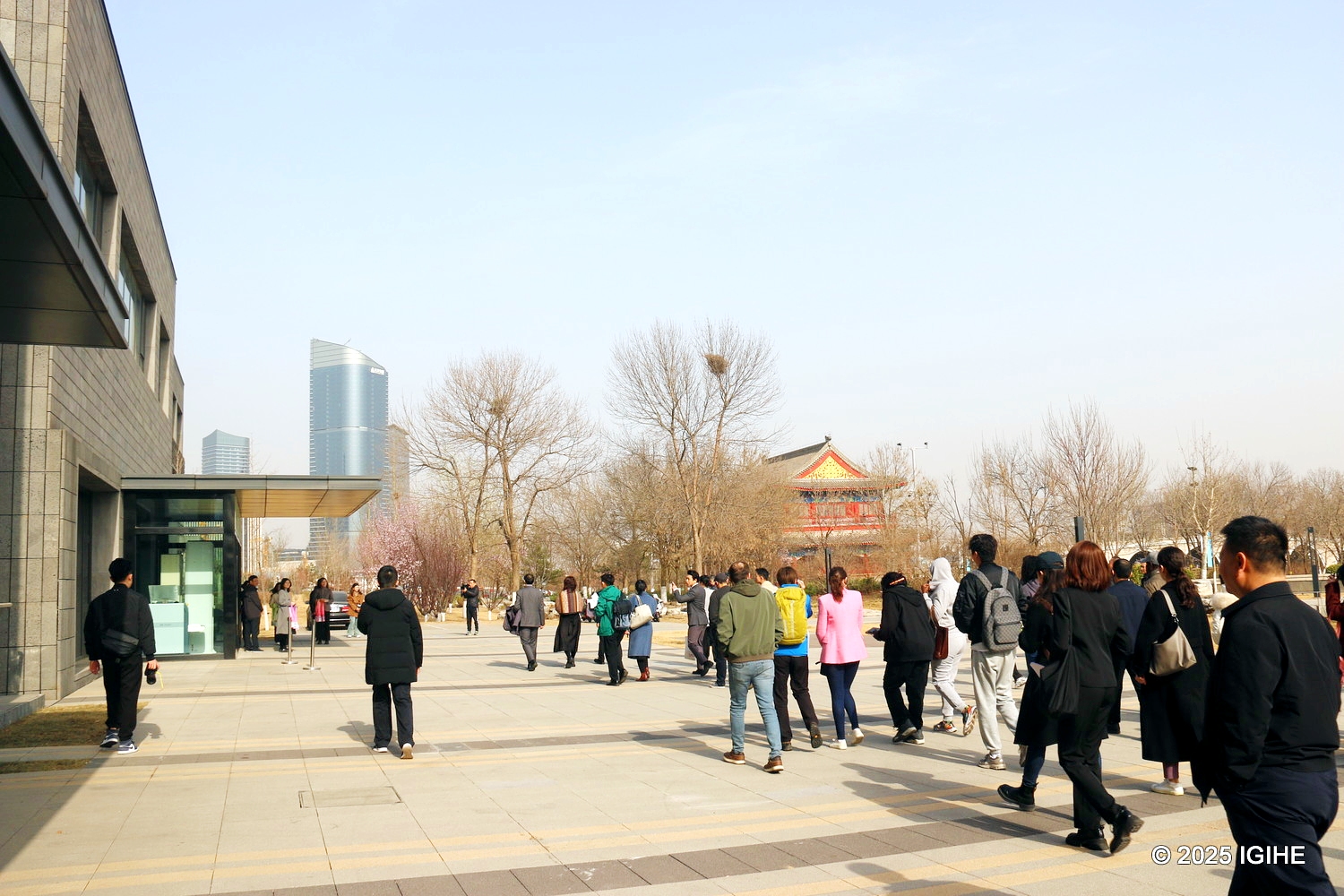 The picture shows the entrance to the new headquarters of the Beijing Municipal Administrative Center (BMAC).