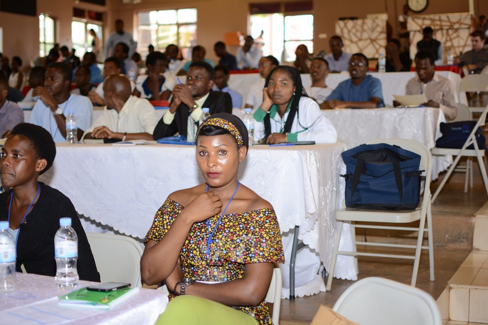 The summit attracted youth who applied online and presented best projects