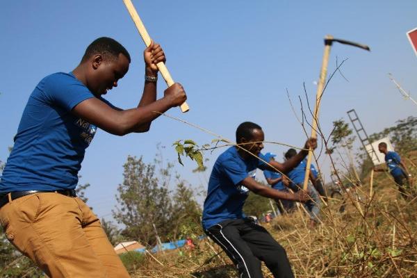 Tigo Staff in Umuganda