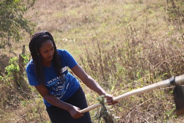 Tigo Staff in Umuganda
