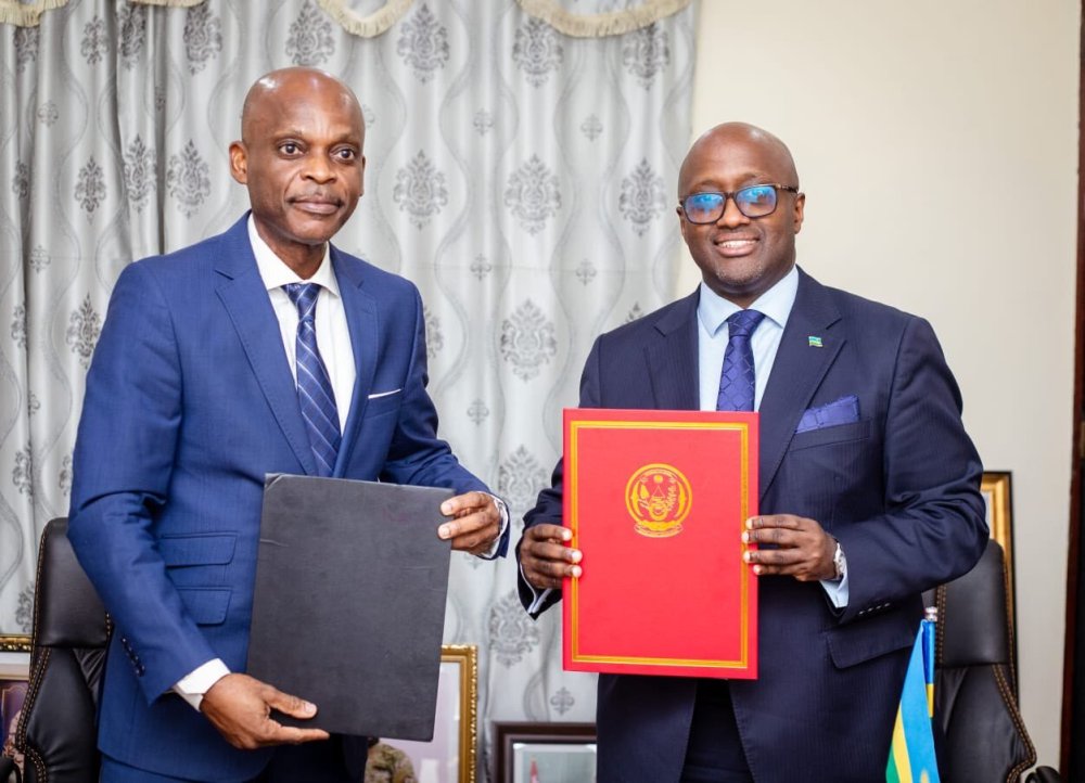 The agreement was signed in Lomé, Togo, on January 16, 2026, by Rwanda’s Minister of Foreign Affairs and International Cooperation, Ambassador Olivier Nduhungirehe and his Togolese counterpart, Professor Robert Dussey.