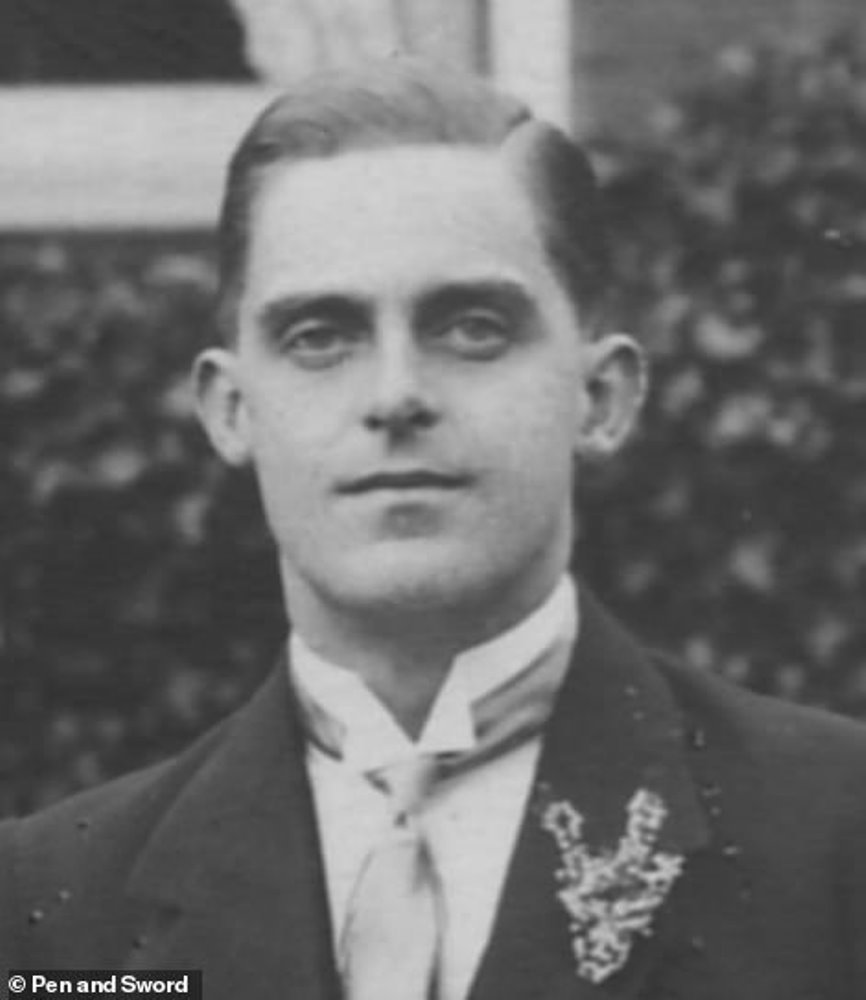 Tom Whiteley, who was born in 1894, in Highgate, London, was working on the Titanic as a steward in the first class dining saloon.