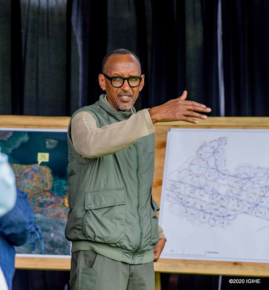 President Kagame pointed out that the government will keep providing all farmers with advisory services so that they can achieve an increased farm productivity.