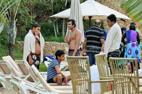 Tourists relax at Baobab Beach Resort in Diani, Kwale County. Kenya has in 2016 recorded the largest growth in tourist bookings globally, says American-based luxury travel network Virtuoso.