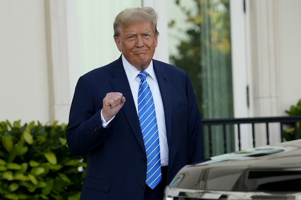 U.S. President Donald Trump on Tuesday signed an executive order withdrawing the United States from the UN Human Rights Council