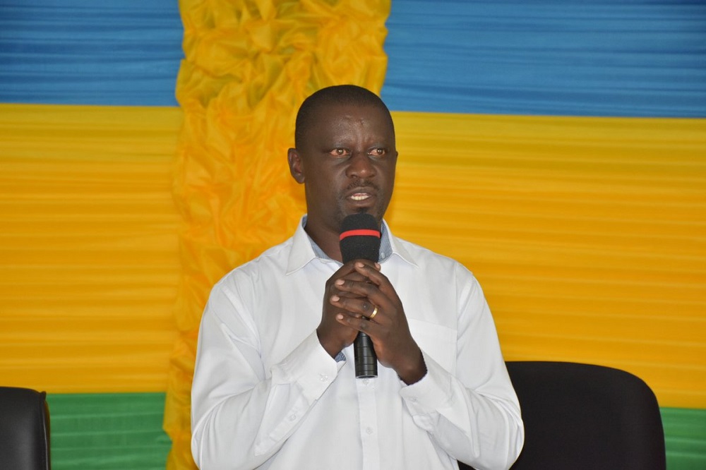 Karongi district advisory council has elected Emmanuel Twagirayezu as the acting mayor,