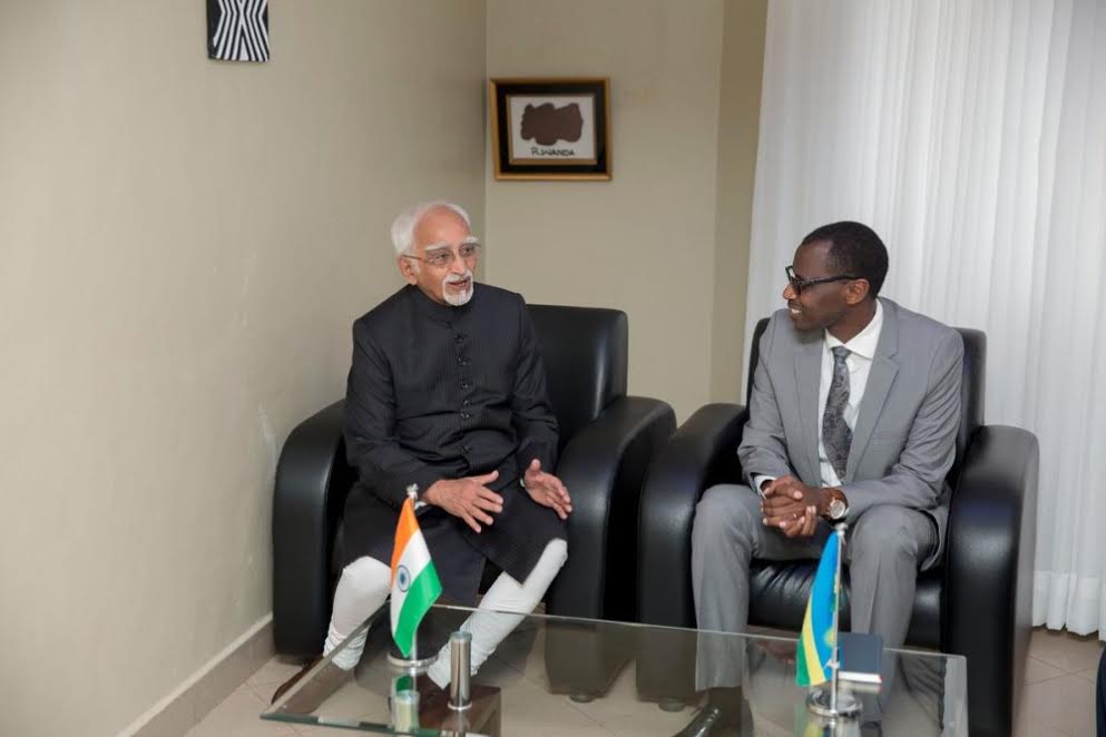 Hamid Ansari  with Rwanda's Minister of Education,Dr Musafiri Papias Malimba at the University of Rwanda yesterday. 