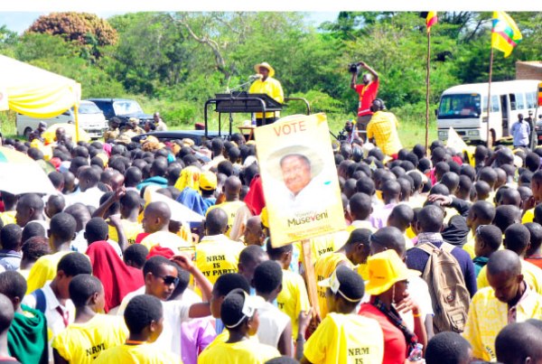 Presidential candidate Yoweri Museveni addresses a rally at Amatiburu Primary School in Kangai Sub-county, Dokolo District, yesterday.