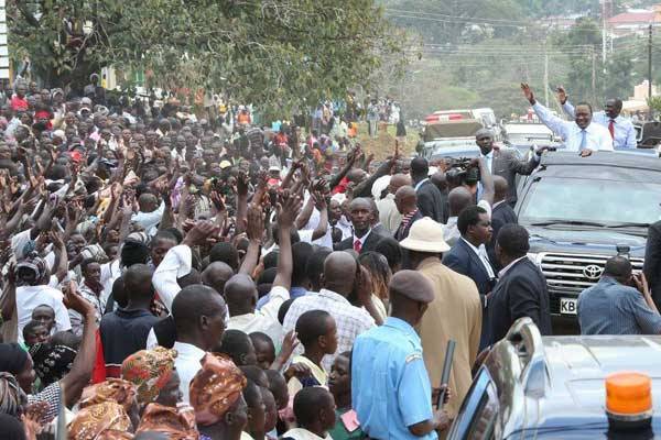 President Uhuru Kenyatta with his deputy William Ruto at Lwakhakha Market in Bungoma in November 14, 2015. New Ipsos poll shows Western Kenya approval of President Kenyatta’s presidency is at 52 per cent.