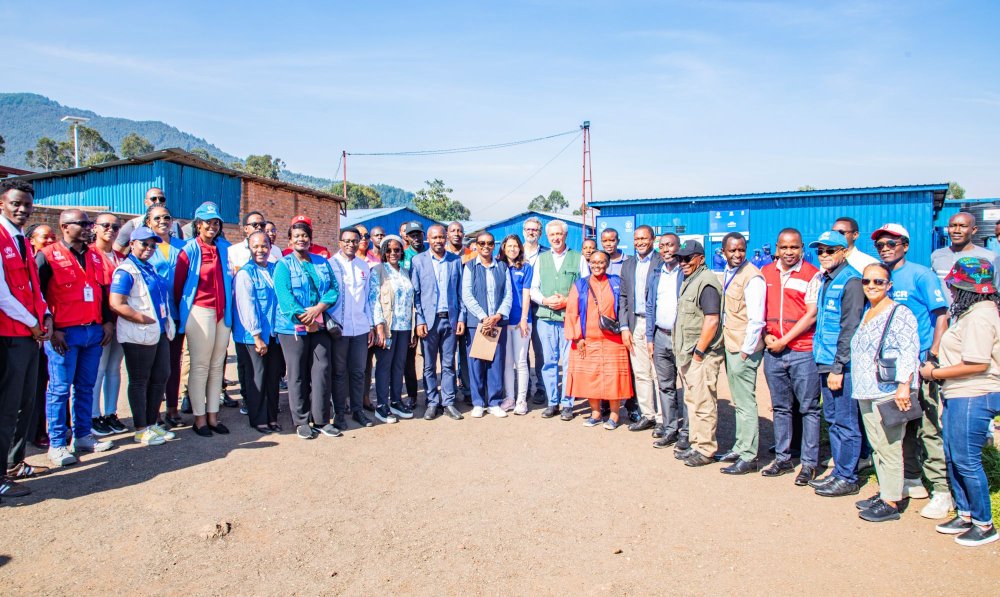 The UN High Commissioner for Refugees Filippo Grandi, on Friday, August 29, 2025,  visited Nkamira Transit Centre in Rubavu District, where he met Congolese asylum seekers, heard their stories and praised Rwanda’s efforts to provide protection and support.