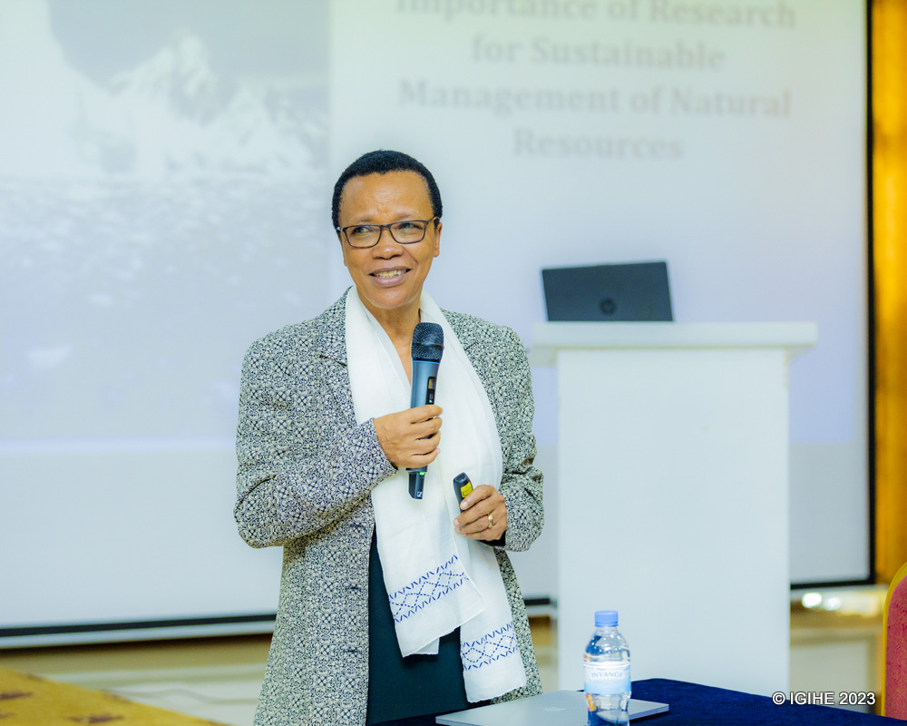 Dr. Rose Mukankomeje, the Director General of Higher Education Council, urged Rwandan researchers in environmental protection to seize available opportunities.