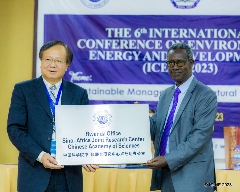 UNILAK Vice Chancellor, Prof. Jean Ngamije and Executive Directior of SOJOREC opening the office in Rwanda.