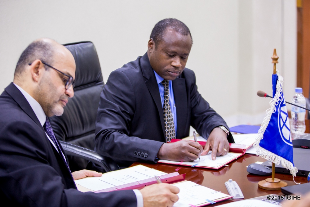 World Bank’s El-Gammal and Minister Ndagijimana signing the grant agreement yesterday in Kigali