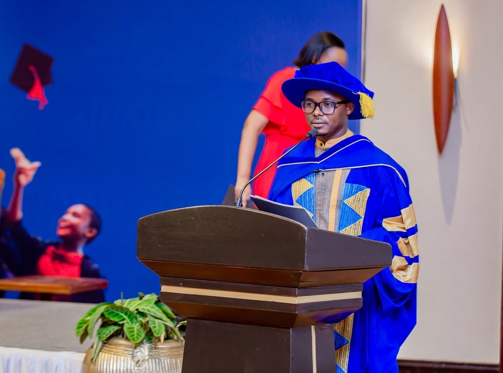The Vice Chancellor of Davis College, Niyibigira Richard commended the courage exhibited by graduates amidst the challenging times.   