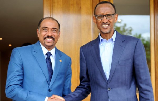 UNAIDS coordinator with president Kagame in 2013