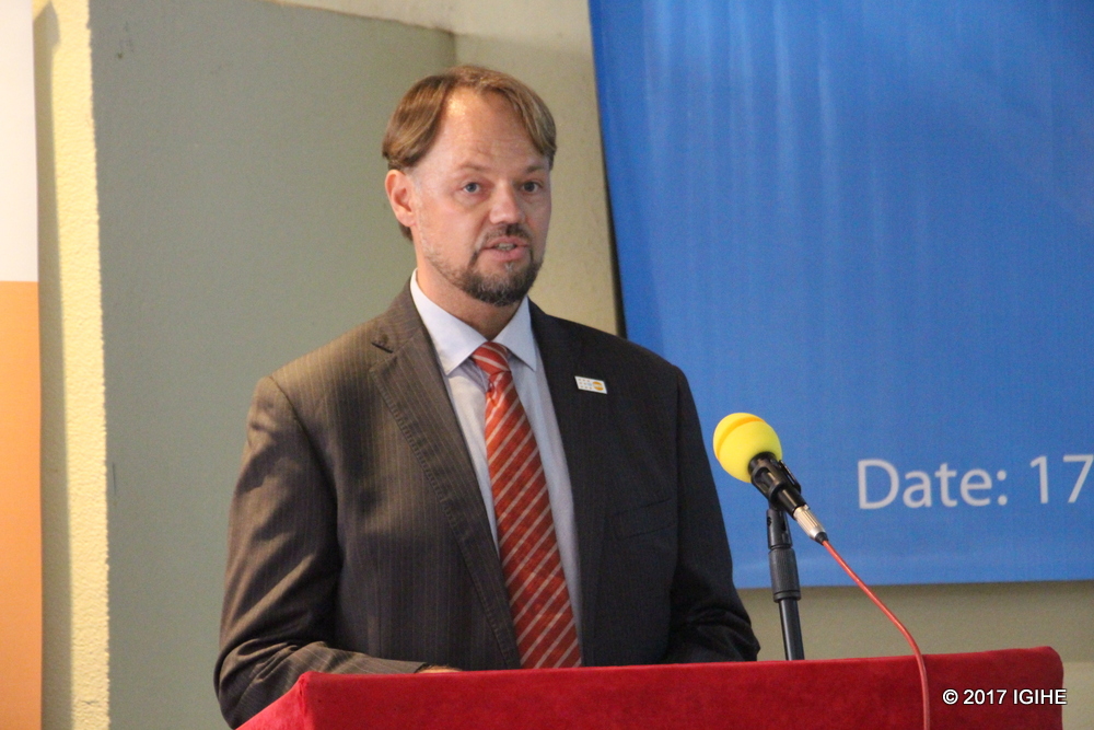 UNFPA representative, Mark Bryan Schreiner