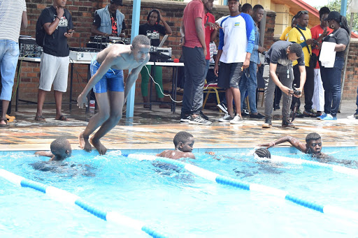 Mount Kenya University in collaboration with Rwanda Swimming Federation organized a swimming competition which attracted several teams in Kigali and outside.