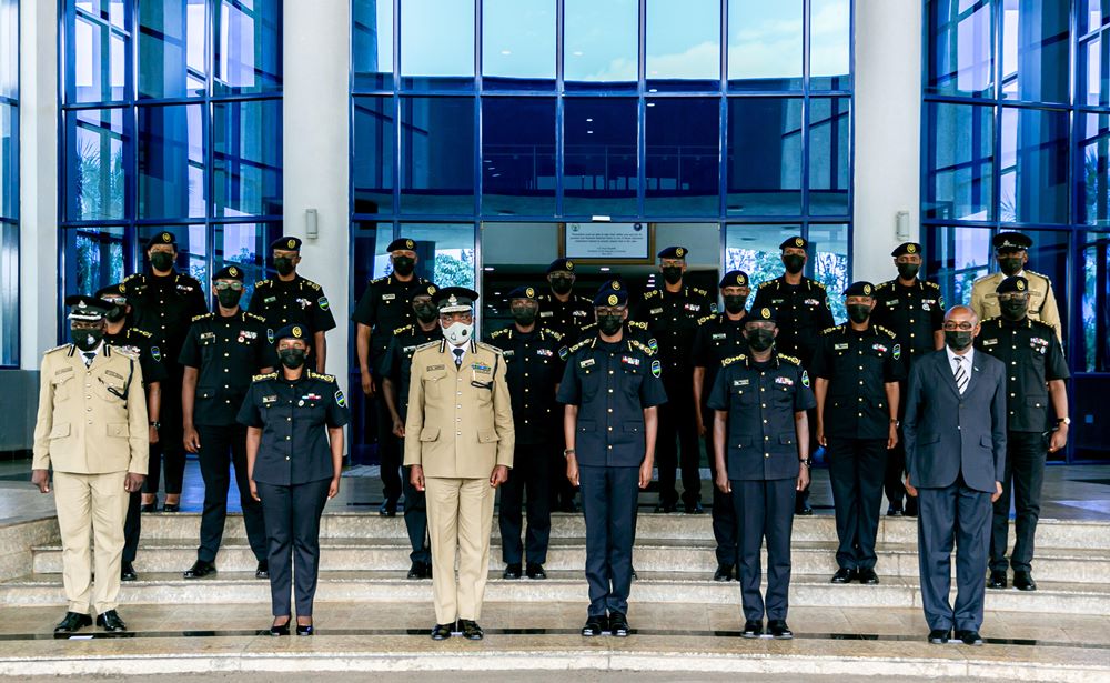 Representatives from RNP and TPF in a group photo.  