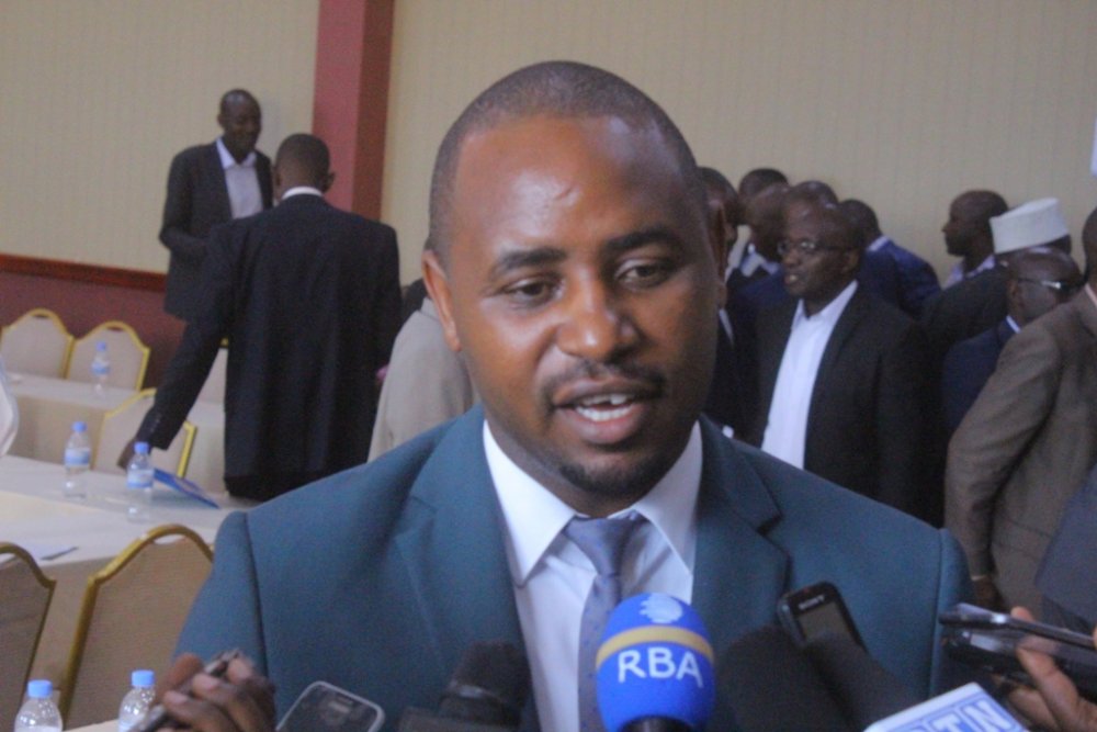 State Minister in Charge of Transport in the Ministry of Infrastructure, Jean de Dieu Uwihanganye speak to the media