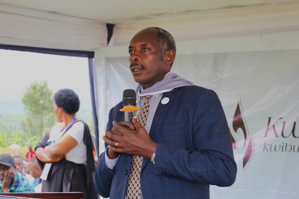 Emmanuel Uwimana, a survivor from Nyamagumba Hill, also spoke out about Mendelo.