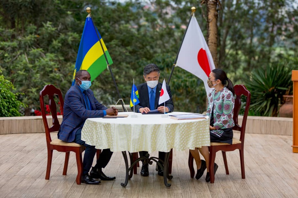 Japan’s ambassador in Rwanda, Masahiro Imai signed funding agreements yesterday with organizations implementing these projects.