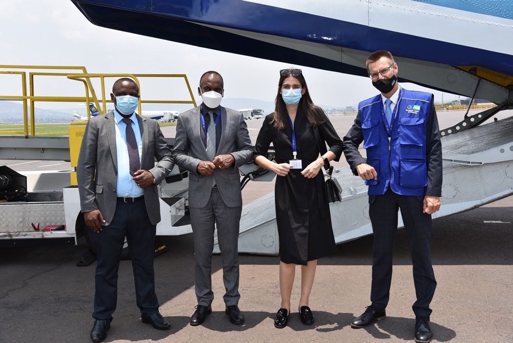 The shipment of COVID-19 Astra Zeneca vaccine doses was received by officials from Slovak embassy, EU delegation and Rwanda.  