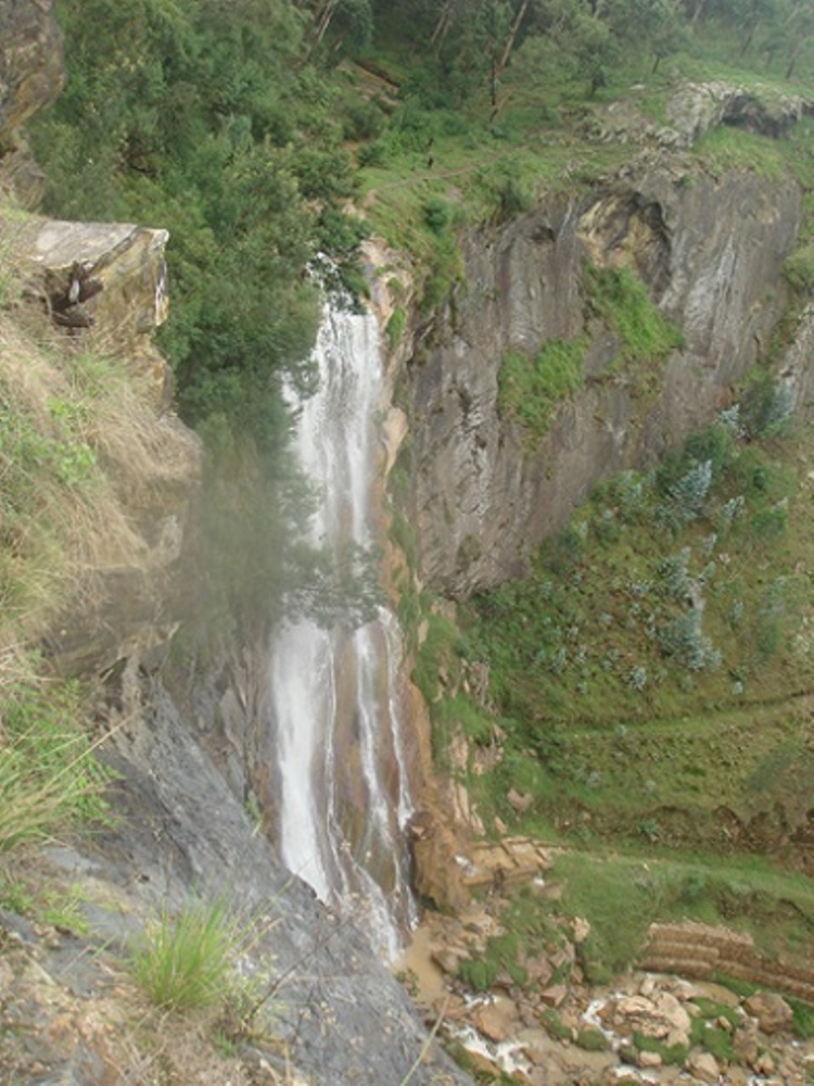 The place is also suitable for rock climbing and other adventures.