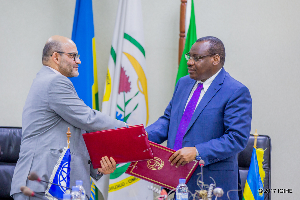 The Country Manager for World Bank Group, Yasser El Gamal (L) The Minister of Finance and Economic Planning, Amb. Claver Gatete