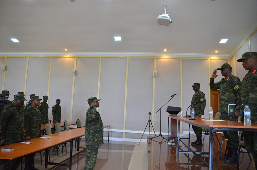 Welcoming the Army Chief of Staff at RMA Gako Conference Hall