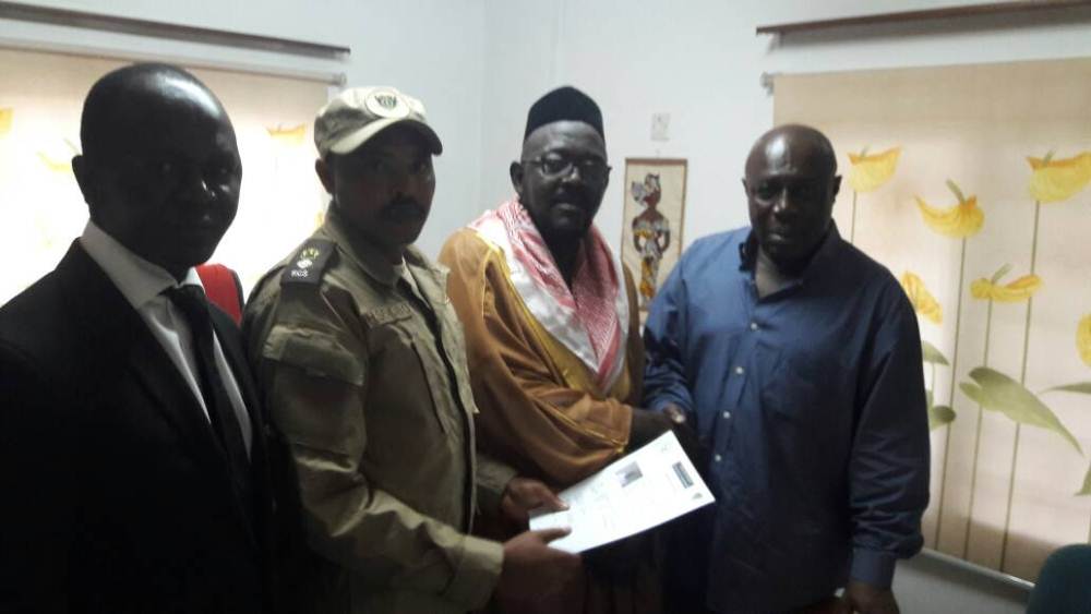 Sengabo hands former warlord Kondewa to Sierra Leone officials