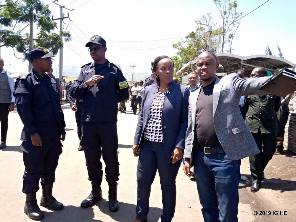 Minister Gashumba commended officials that have contained serenity at Rwanda, DRC borders.