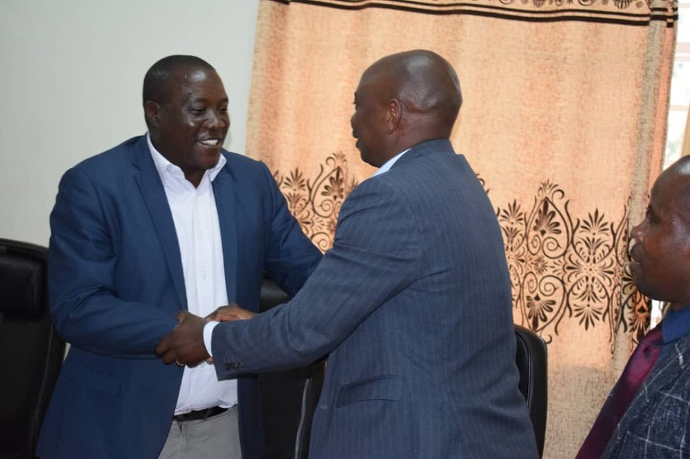 The Governor of Northern Province, Gatabazi Jean Marie Vianney requested the new mayor to draw attention on citizens’ concerns.