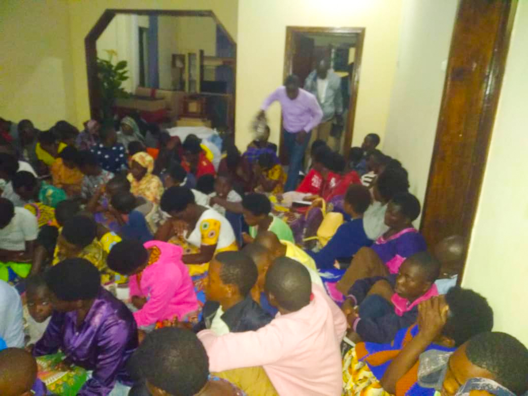 Forty-nine people were arrested for violating the government directives against large gatherings. They were found in two separate homes in Rwimiyaga sector.