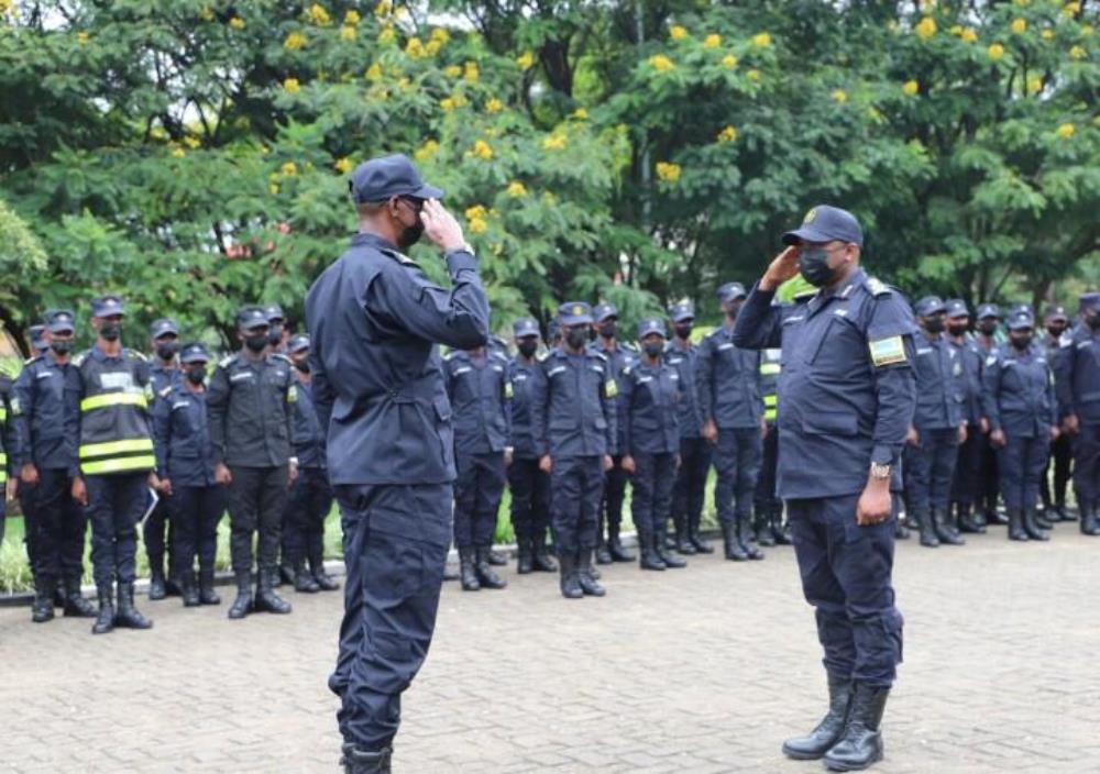 IGP Munyuza has visited Western Region Police Unit. 