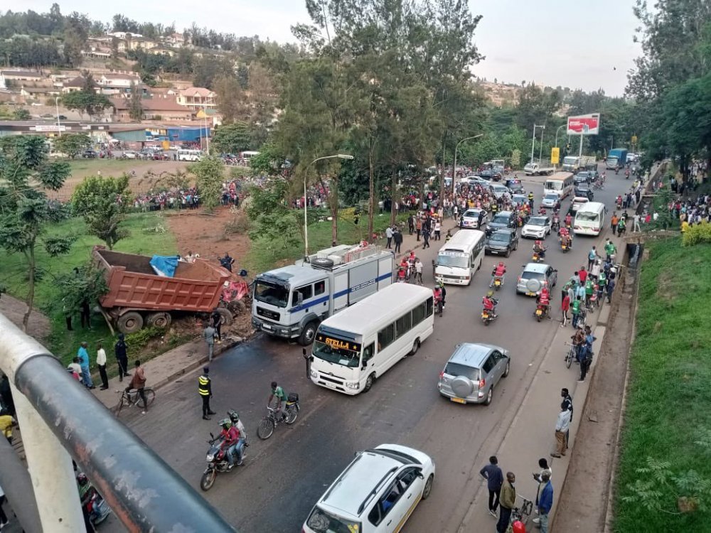 Six people have died in fatal truck accident.  