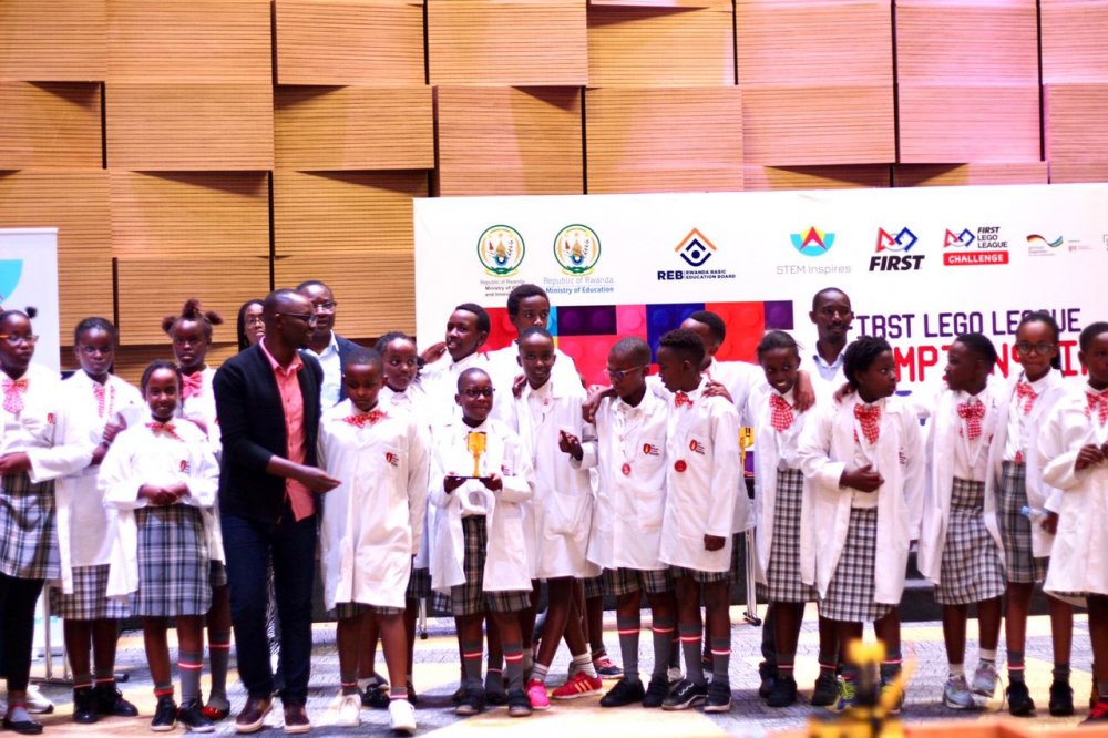 Learners from New Generation Academy after receiving the award. 