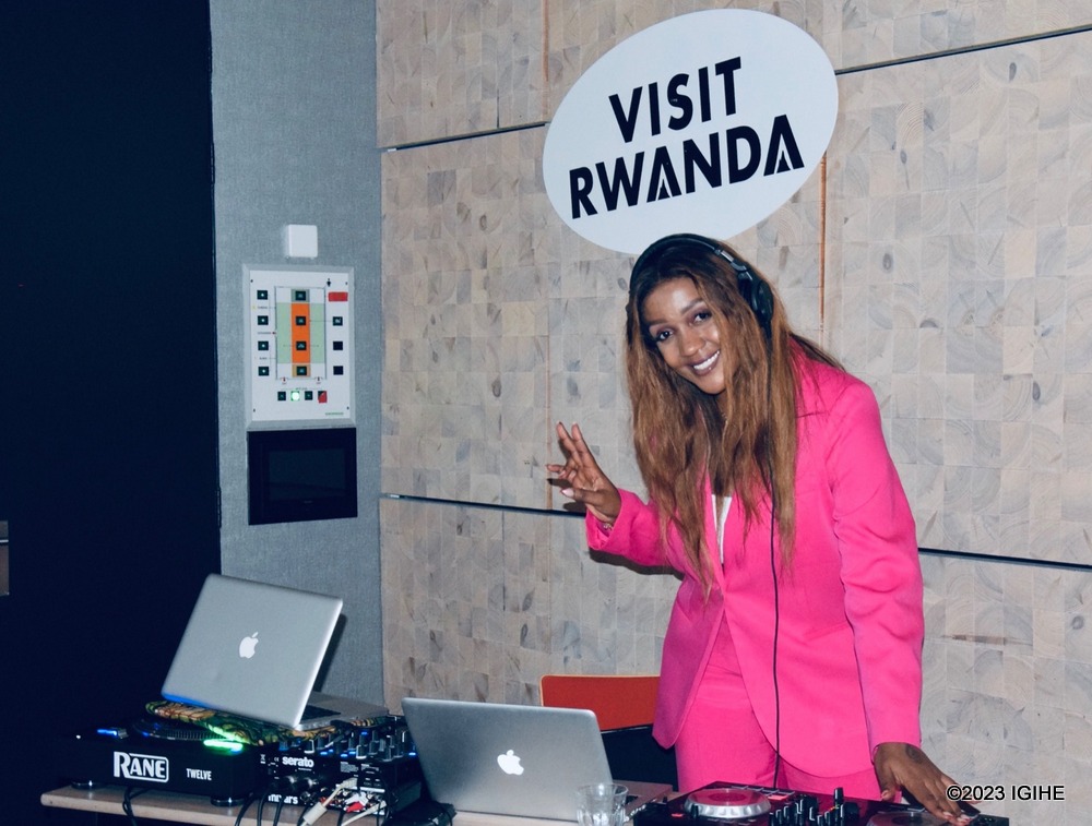  DJ Flora Nyirimbabazi was invited to entertain guests. 