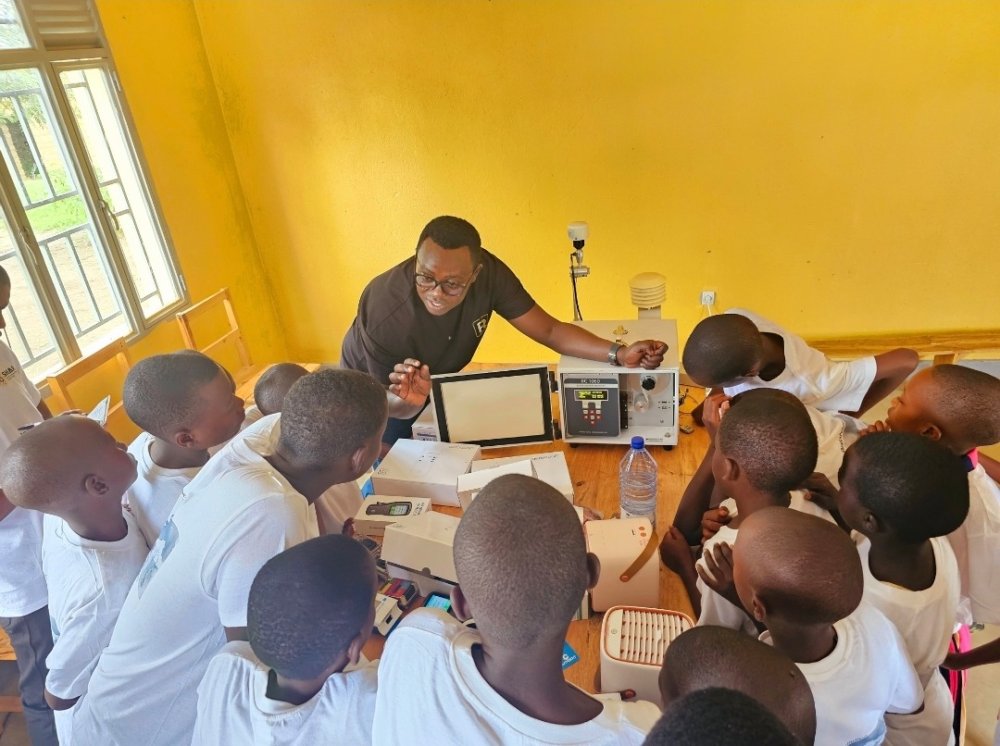 Dr. Kalisa Egide, a lecturer at the University of Rwanda and a researcher affiliated with the University of Toronto in Canada, imparts knowledge to students on assessing the repercussions of climate change and implementing strategies to alleviate its effects.