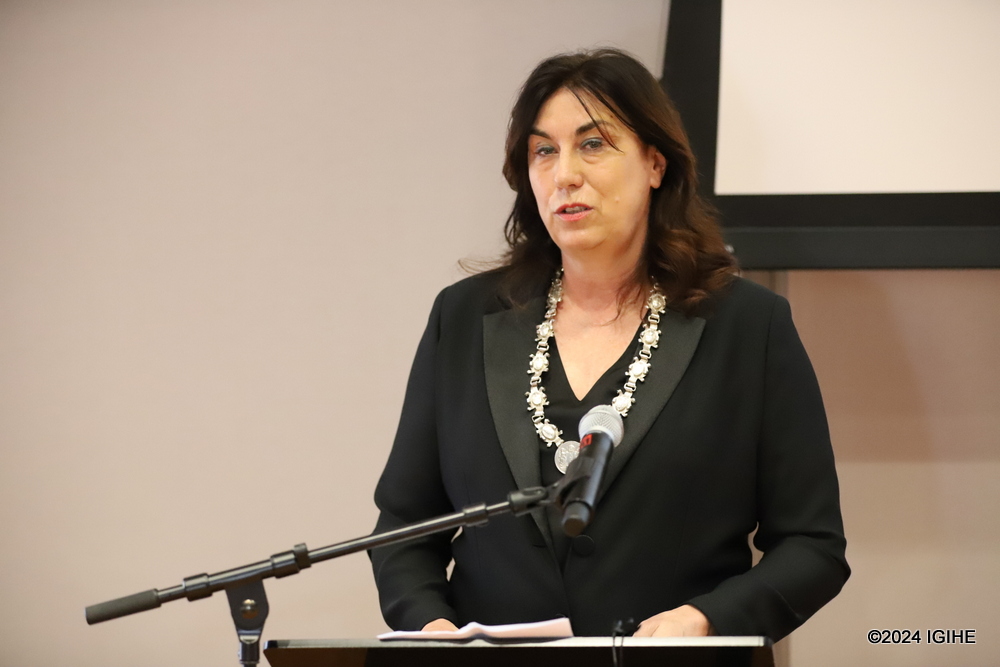 Deputy Mayor of Amsterdam, Hester van Buren.