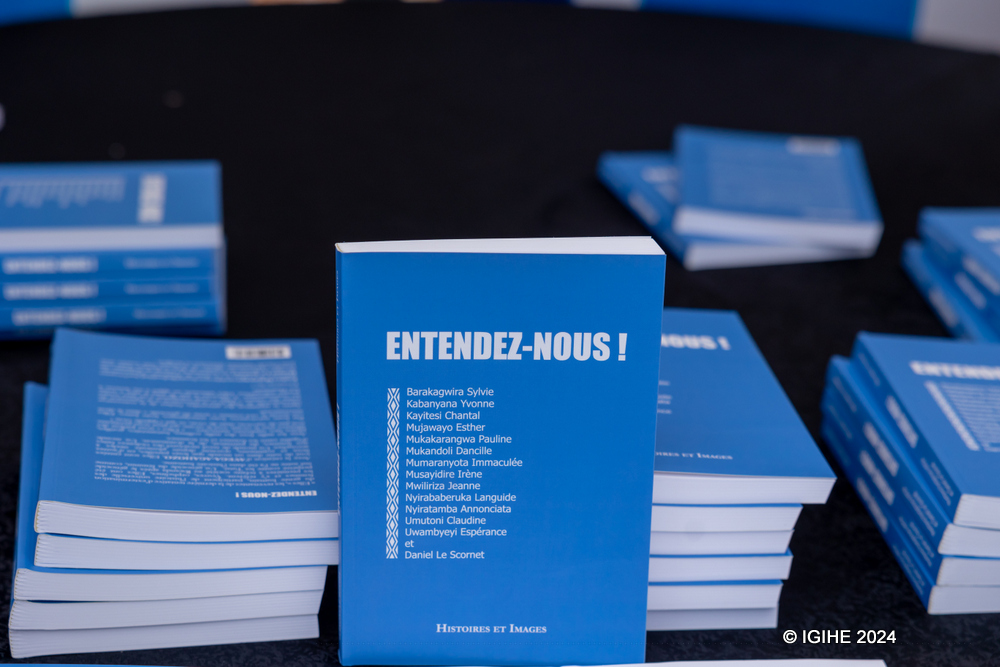 AVEGA's newly-launched book titled ‘Entendez-nous!’