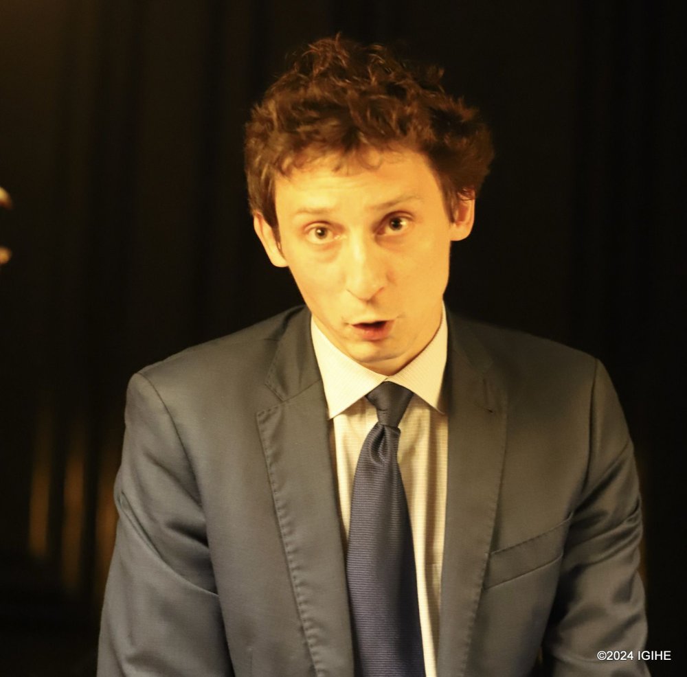 Arnaud Hamann, the President of the "Conference du Jeune Barreau de Bruxelles," stated that the event was organized to commemorate the 30th anniversary of the Genocide against the Tutsi in Rwanda. 