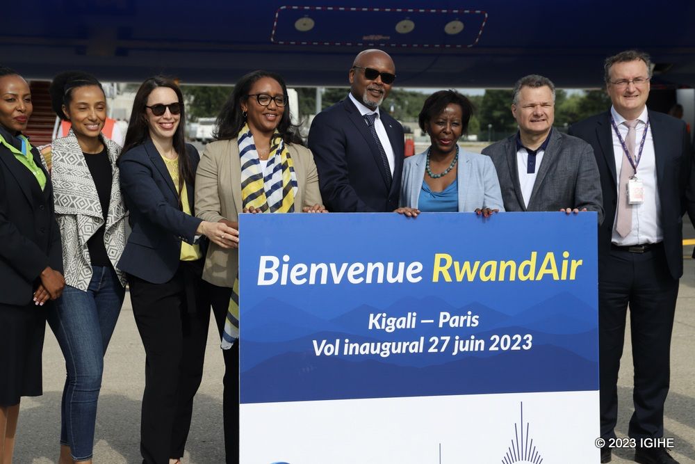 Several leaders expressed their joy in welcoming RwandAir to France during the launch of the first flight to Paris