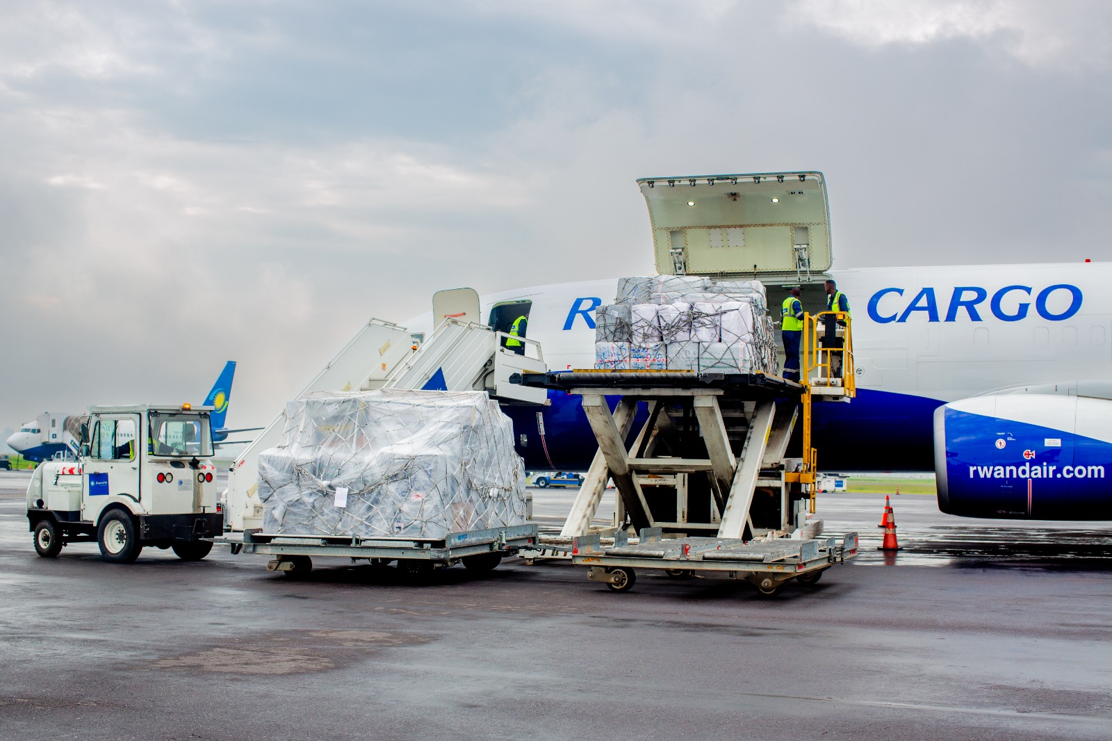 In today’s modern global economy, where speed and reliability are paramount, air cargo transport has emerged as a vital component of international trade. 
