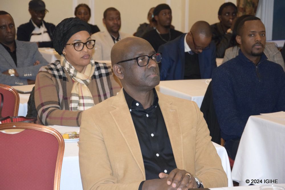 Amb. Busingye expressed delight for successsful gathering that brought together Rwandans to discuss development.