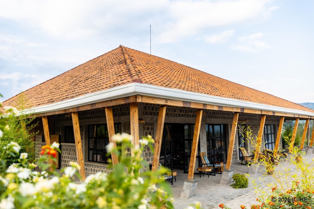 The facility includes a gym, massage services, and a jacuzzi, along with games such as Igisoro and others.